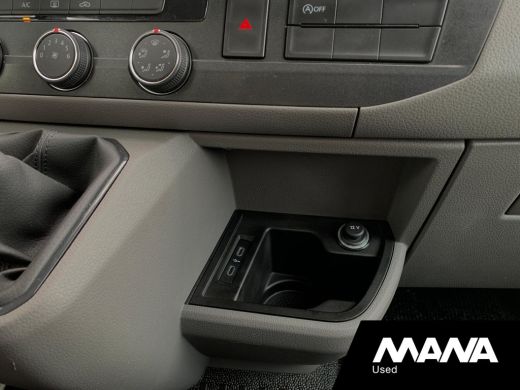 Volkswagen Transporter 2.0TDI L2H1 DC Dubbel Cabine Airco 12V Trekhaak Sensoren Voorruit-Verwarming Cruise Passagierssto... ActivLease financial lease