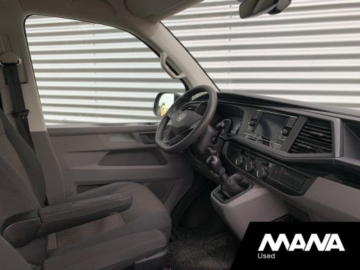 Volkswagen Transporter 2.0TDI L2H1 DC Dubbel Cabine Airco 12V Trekhaak Sensoren Voorruit-Verwarming Cruise Passagierssto... ActivLease financial lease