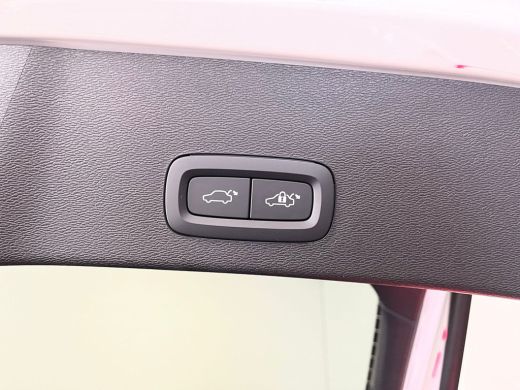 Volvo  C40 Volvo Recharge Plus 69 kWh | Achterspoiler | Achterspoiler | Achteruitrijcamera ActivLease financial lease