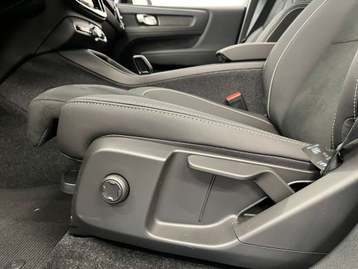 Volvo  C40 Volvo Recharge Plus 69 kWh | Achterspoiler | Achterspoiler | Achteruitrijcamera ActivLease financial lease