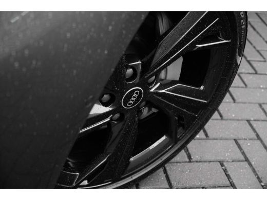 Audi A6 Avant e-tron S edition performance 100 kWh | Panoramadak | Head-up display | Comfortsleutel | Ban... ActivLease financial lease