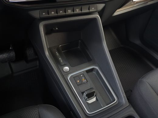 Ford Transit Connect Ford 1.5 EcoB PHEV Plug-In Hybride Direct leverbaar. Geen BPM! ActivLease financial lease