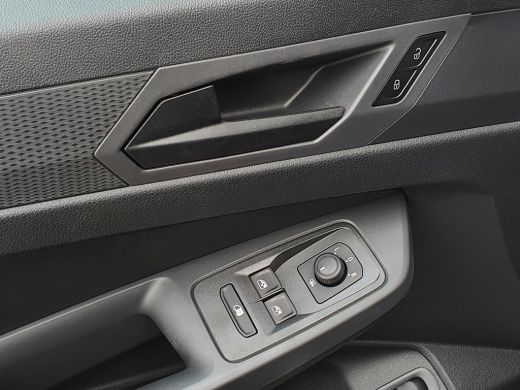 Ford Transit Connect Ford 1.5 EcoB PHEV Plug-In Hybride Direct leverbaar. Geen BPM! ActivLease financial lease