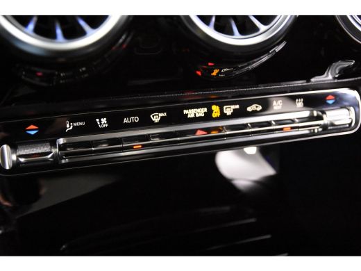 Mercedes A-Klasse 250 e AMG Line *1ste Eigenaar*Panoramadak*Full Options* ActivLease financial lease