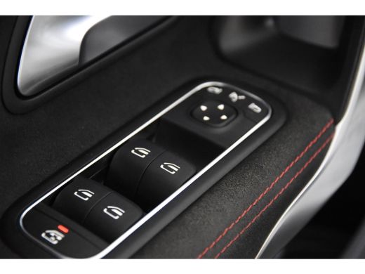 Mercedes A-Klasse 250 e AMG Line *1ste Eigenaar*Panoramadak*Full Options* ActivLease financial lease