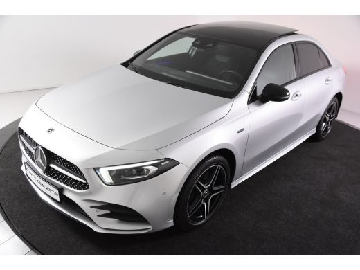 Mercedes A-Klasse 250 e AMG Line *1ste Eigenaar*Panoramadak*Full Options* ActivLease financial lease