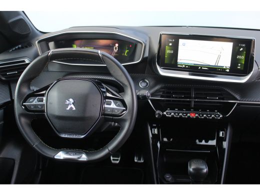 Peugeot 208 1.2 GT | LED | 17" LMV | Camera | Navi | Climate & Cruise C. | ActivLease financial lease