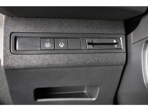 Peugeot 3008 Peugeot 1.2 Hybrid GT 136pk | Navi | Camera | Keyless | Ad. Cruise | Full-LED | LMV 18"| DAB | ActivLease financial lease