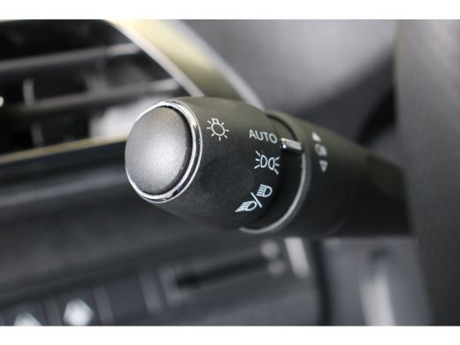 Peugeot 3008 Peugeot 1.2 Hybrid GT 136pk | Navi | Camera | Keyless | Ad. Cruise | Full-LED | LMV 18"| DAB | ActivLease financial lease