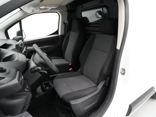 Peugeot Partner 1.5 BlueHDI Pro Airco Cruise Pdc Trekhaak ActivLease financial lease