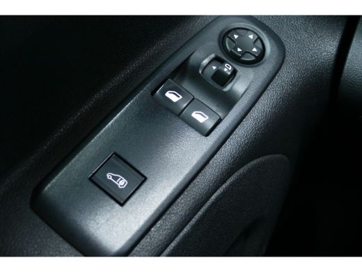 Peugeot Partner 1.6 BLUEHDI 100PK L1H1 ASPHALT / NAVI / AIRCO / PDC / 16"LMV / CAMERA / BLUETOOTH / CRUISECONTROL... ActivLease financial lease