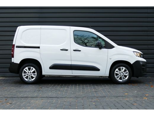 Peugeot Partner 1.6 BLUEHDI 100PK L1H1 ASPHALT / NAVI / AIRCO / PDC / 16"LMV / CAMERA / BLUETOOTH / CRUISECONTROL... ActivLease financial lease