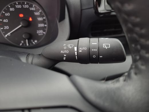 Toyota Yaris 1.5 Hybrid Active Automaat | Apple CarPlay / Android Auto | Rijklaarprijs incl. garantie | ActivLease financial lease