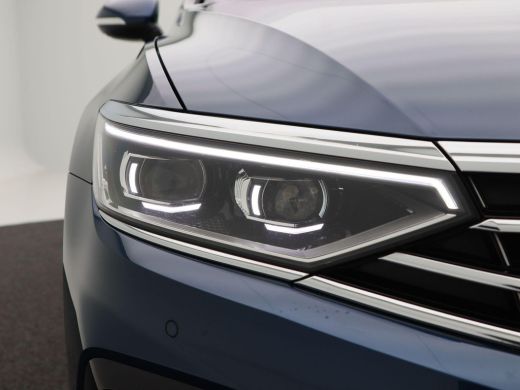 Volkswagen Passat Variant 1.5 TSi 150 Pk Automaat R-Line Business + | Full LED | Navigatie | Camera | Adaptive Crui... ActivLease financial lease