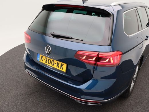 Volkswagen Passat Variant 1.5 TSi 150 Pk Automaat R-Line Business + | Full LED | Navigatie | Camera | Adaptive Crui... ActivLease financial lease