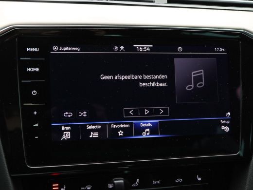 Volkswagen Passat Variant 1.5 TSi 150 Pk Automaat R-Line Business + | Full LED | Navigatie | Camera | Adaptive Crui... ActivLease financial lease