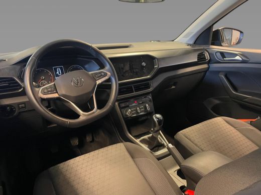 Volkswagen T-Cross 1.0 TSI Life | Adaptieve cruise control | Parkeersensoren | ActivLease financial lease