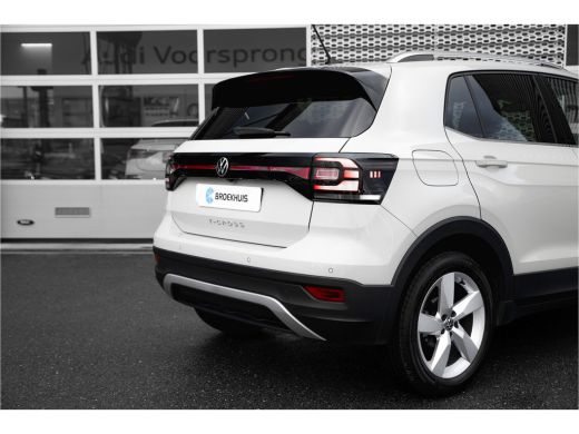 Volkswagen T-Cross 1.5 TSI Style 150pk DSG | Automaat | Stoelverwarming | Camera | Carplay ActivLease financial lease