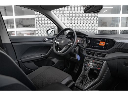 Volkswagen T-Cross 1.5 TSI Style 150pk DSG | Automaat | Stoelverwarming | Camera | Carplay ActivLease financial lease