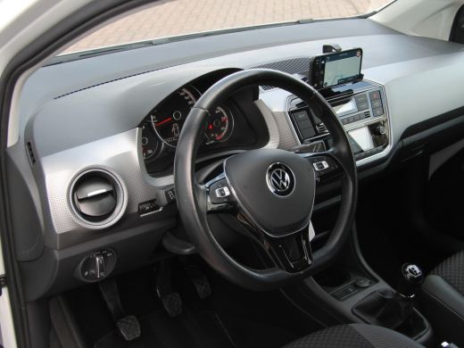 Volkswagen up! 1.0 Active 5drs. Clima | Apps ActivLease financial lease
