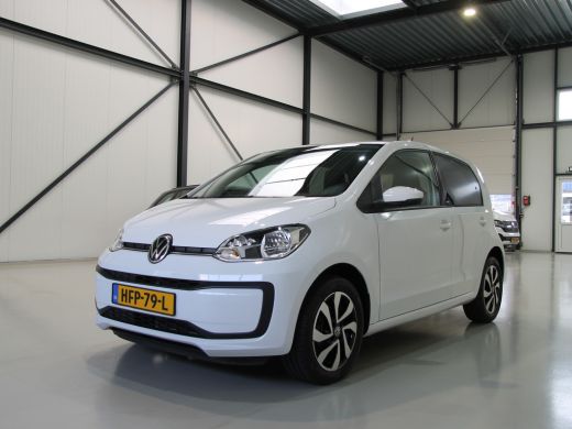 Volkswagen up! 1.0 Active 5drs. Clima | Apps ActivLease financial lease