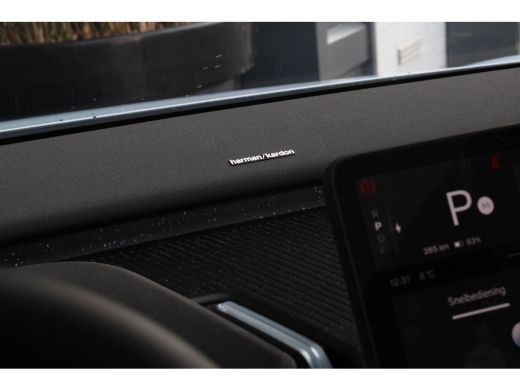 Volvo  EX30 Twin Motor Performance Ultra 428pk 69 kWh | Full Option! | Heico Sportiv | Breeze interior | 1 of 1! ActivLease financial lease