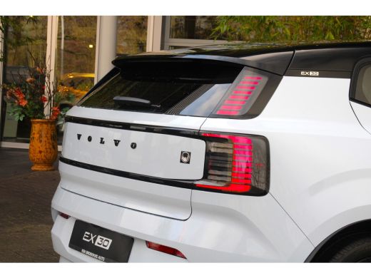 Volvo  EX30 Twin Motor Performance Ultra 428pk 69 kWh | Full Option! | Heico Sportiv | Breeze interior | 1 of 1! ActivLease financial lease