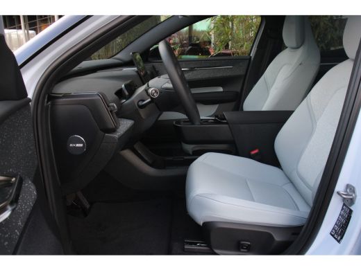 Volvo  EX30 Twin Motor Performance Ultra 428pk 69 kWh | Full Option! | Heico Sportiv | Breeze interior | 1 of 1! ActivLease financial lease