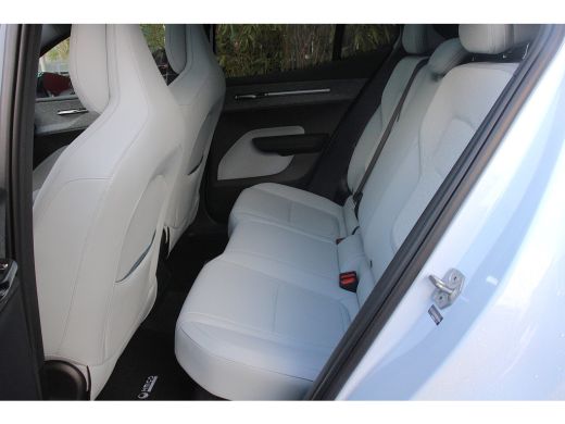Volvo  EX30 Twin Motor Performance Ultra 428pk 69 kWh | Full Option! | Heico Sportiv | Breeze interior | 1 of 1! ActivLease financial lease