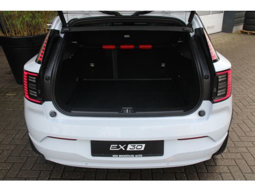 Volvo  EX30 Twin Motor Performance Ultra 428pk 69 kWh | Full Option! | Heico Sportiv | Breeze interior | 1 of 1! ActivLease financial lease