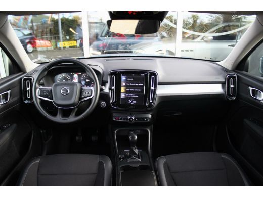 Volvo  XC40 1.5 T3 Momentum Pro | NL auto | Inc btw | LED | Camera | Navi | 18 inch | Half leer | 163 pk | Spotify | Roofrails | NAP | 2 eigenaar | ➡️ ActivLease financial lease