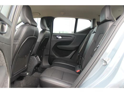 Volvo  XC40 1.5 T3 Momentum Pro | NL auto | Inc btw | LED | Camera | Navi | 18 inch | Half leer | 163 pk | Spotify | Roofrails | NAP | 2 eigenaar | ➡️ ActivLease financial lease