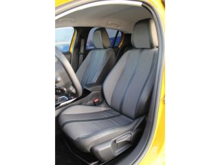Peugeot 208 1.2 Allure | Climate & Cruise C. | Donker Glas | 16'' LMV | Carplay | Park Assist | DAB |