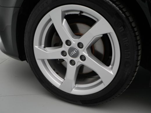 Audi A3 Sportback 30 TFSI 115pk S-Tronic Design Pro Line Navigatie Pdc Led Cruise 303 ActivLease financial lease