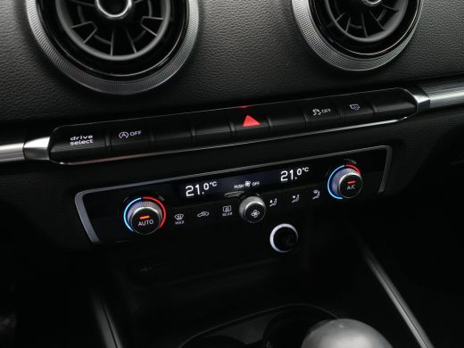 Audi A3 Sportback 30 TFSI 115pk S-Tronic Design Pro Line Navigatie Pdc Led Cruise 303 ActivLease financial lease