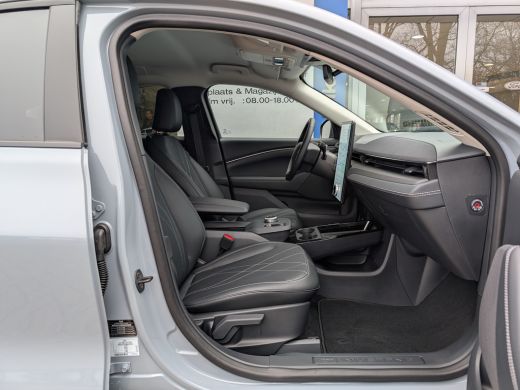 Ford Mustang Standard RWD 75 kWh | Carplay | Camera | Voorruitverw. | *Direct leverbaar ActivLease financial lease