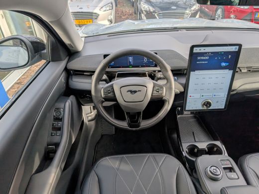 Ford Mustang Standard RWD 75 kWh | Carplay | Camera | Voorruitverw. | *Direct leverbaar ActivLease financial lease