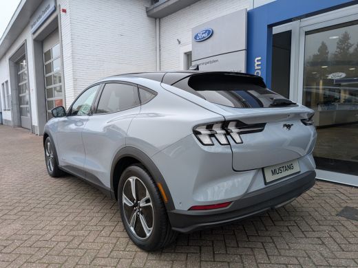 Ford Mustang Standard RWD 75 kWh | Carplay | Camera | Voorruitverw. | *Direct leverbaar ActivLease financial lease