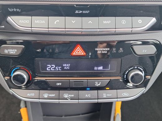 Hyundai IONIQ Comfort EV | Rijklaarprijs! | 100% SOH rapport | Efficiënte EV | Navi | Climate | Adaptive CC | I... ActivLease financial lease