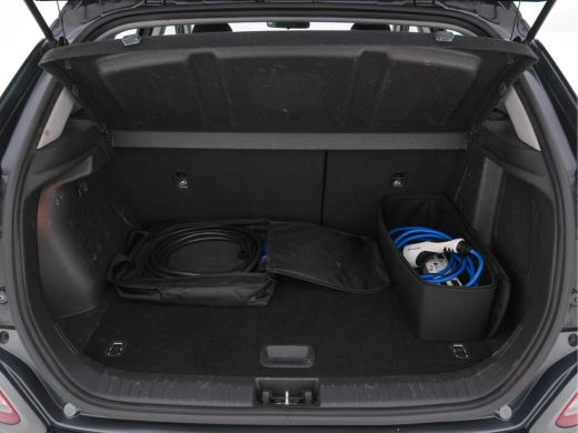 Hyundai KONA EV Comfort 64 kWh [ 3-Fase ] (INCL-BTW) *HEAT-PUMP | DIGI-COCKPIT | ADAPTIVE-CRUISE | KRELL-AUDIO... ActivLease financial lease