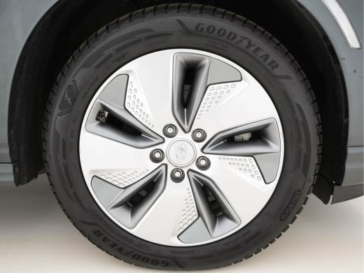 Hyundai KONA EV Comfort 64 kWh [ 3-Fase ] (INCL-BTW) *HEAT-PUMP | DIGI-COCKPIT | ADAPTIVE-CRUISE | KRELL-AUDIO... ActivLease financial lease