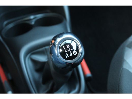 Peugeot 108 1.0 e-VTi Active | Airconditioning | Bluetooth | LED | Mistlampen | ActivLease financial lease