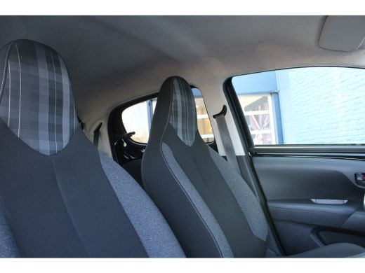 Peugeot 108 1.0 e-VTi Active | Airconditioning | Bluetooth | LED | Mistlampen | ActivLease financial lease