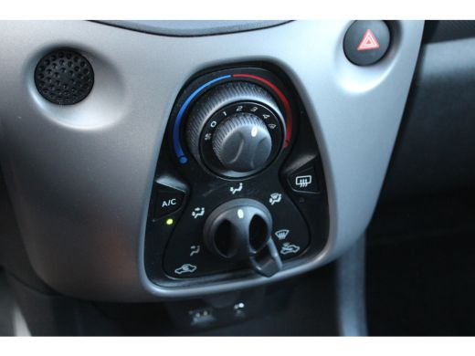 Peugeot 108 1.0 e-VTi Active | Airconditioning | Bluetooth | LED | Mistlampen | ActivLease financial lease