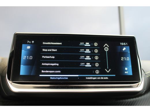 Peugeot 208 1.2 100PK GT | Camera | DAB+ | 3D-Dash | 17'' Lichtmetaal | Clima | Bluetooth | Getint glas | | C... ActivLease financial lease