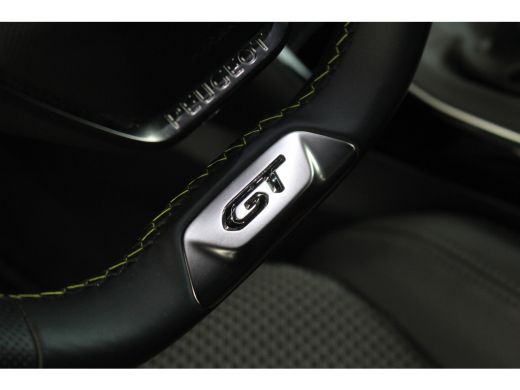 Peugeot 208 1.2 100PK GT | Camera | DAB+ | 3D-Dash | 17'' Lichtmetaal | Clima | Bluetooth | Getint glas | | C... ActivLease financial lease
