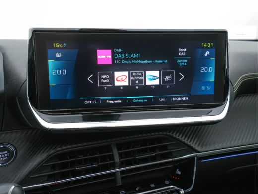 Peugeot e-2008 EV GT 50 kWh (INCL-BTW) Aut. *PANO | ADAPT.CRUISE | DIGI-COCKPIT | FULL-LED | BLIS | KEYLESS | MI... ActivLease financial lease