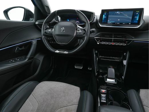 Peugeot e-2008 EV GT 50 kWh (INCL-BTW) Aut. *PANO | ADAPT.CRUISE | DIGI-COCKPIT | FULL-LED | BLIS | KEYLESS | MI... ActivLease financial lease