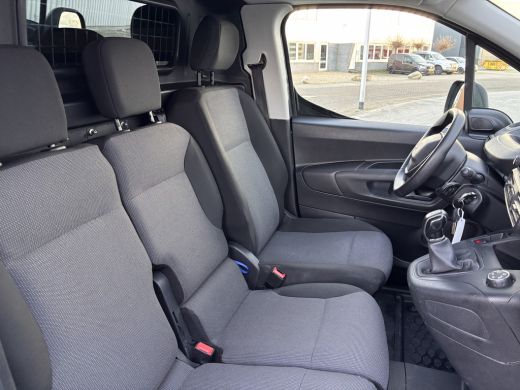 Peugeot Partner 1.6 BlueHDI Grip | 2 zitplaatsen rechtsvoor | Airco | Alarm klasse 1(startblokkering) ActivLease financial lease