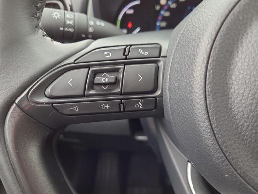 Toyota Yaris Cross 1.5 Hybrid Executive Edition | Apple CarPlay | Elektr. klep | Head Up | Rijklaarprijs incl. garan... ActivLease financial lease